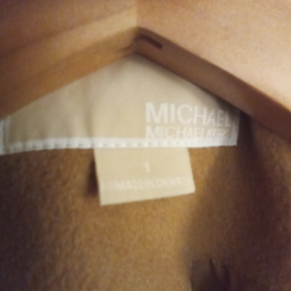 Beautiful Michael Kors Coat - Picture 2 of 3